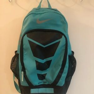 Teal Nike backpack clean in great shape